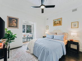 XQ Collection Jaques la Maison Sydney